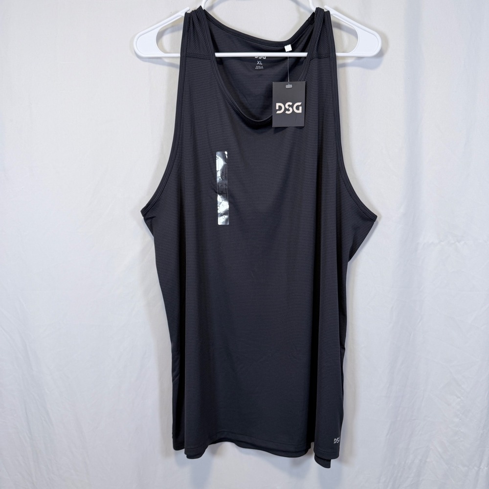 DSG Run Tank Mens XL Pure Black Moisture Wicking Reflective UV Protection NWT